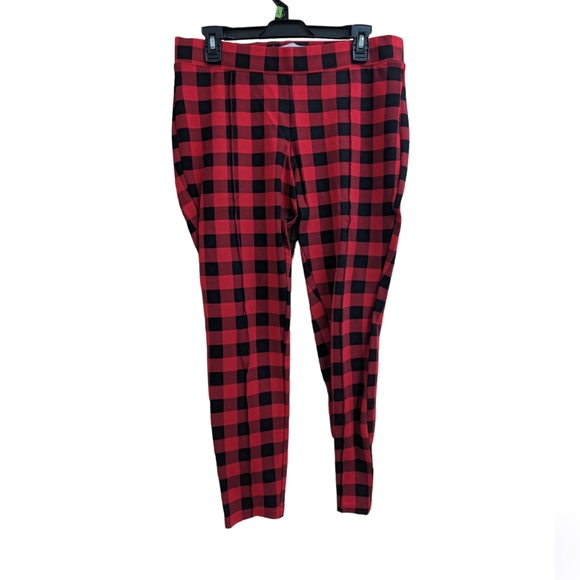 Large Red and Black Plaid Old Navy Pants - Picture 1 of 2